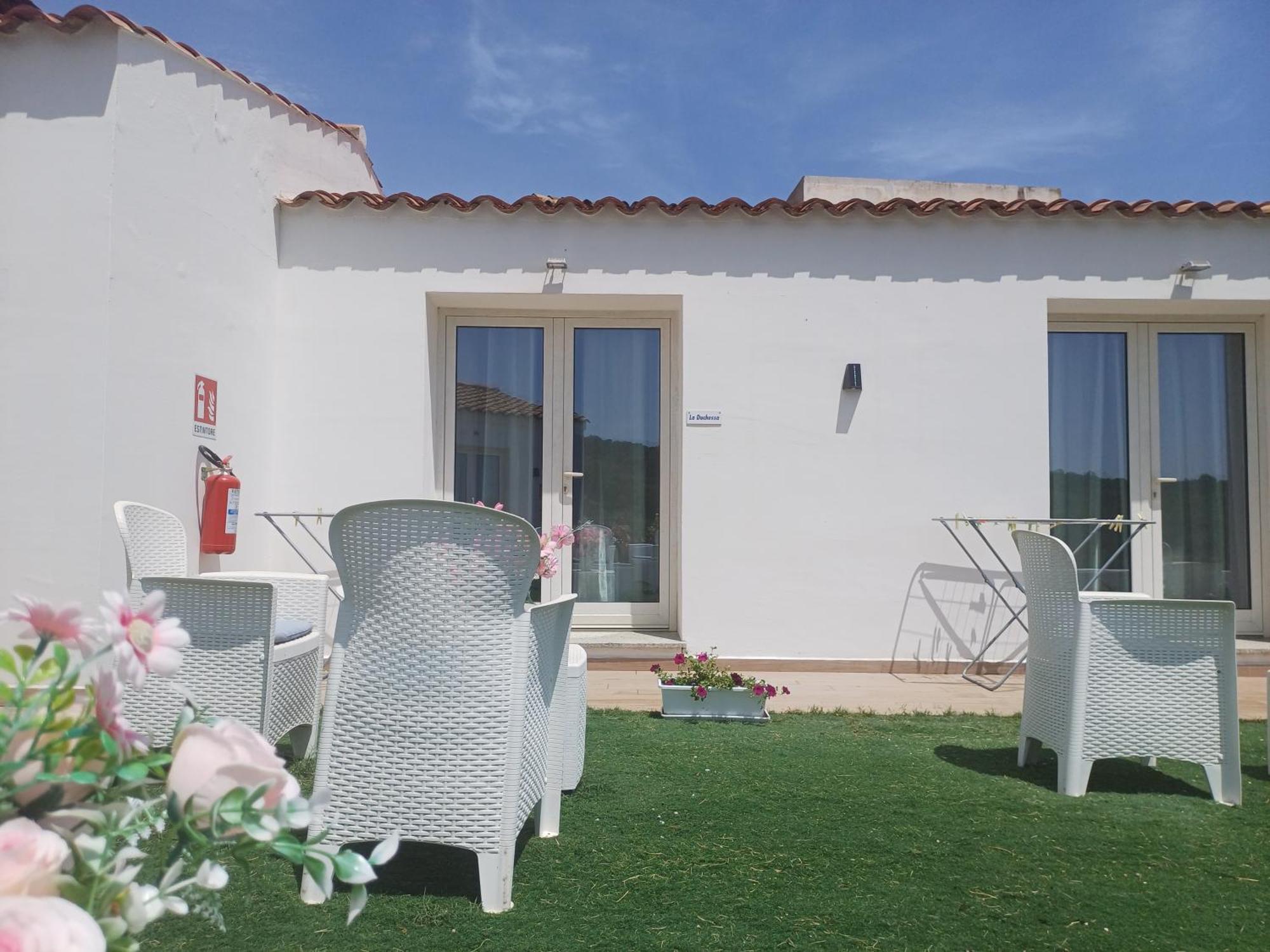 Bed and Breakfast Sole&Sale Сан-Теодоро Екстер'єр фото